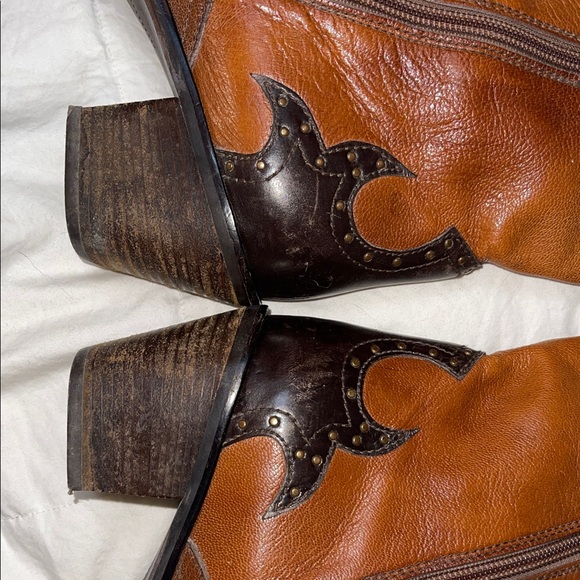 Stuart Weitzman Two-Tone Brown and Black Heeled Boots - Picture 6 of 8